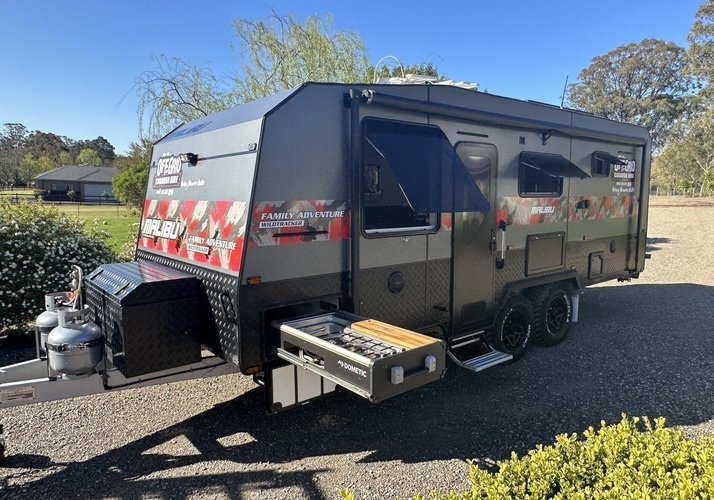 Image of a Caravan - Image 0