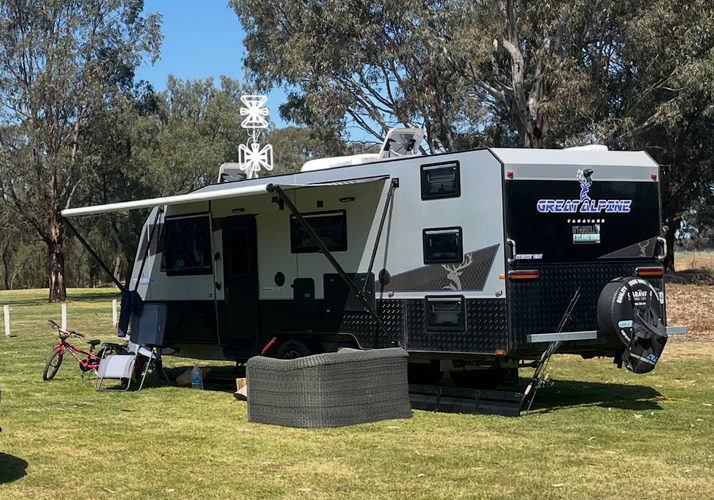 Image of a Caravan - Image 0