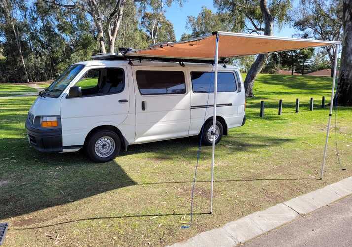 Image of a Campervan - Image 0