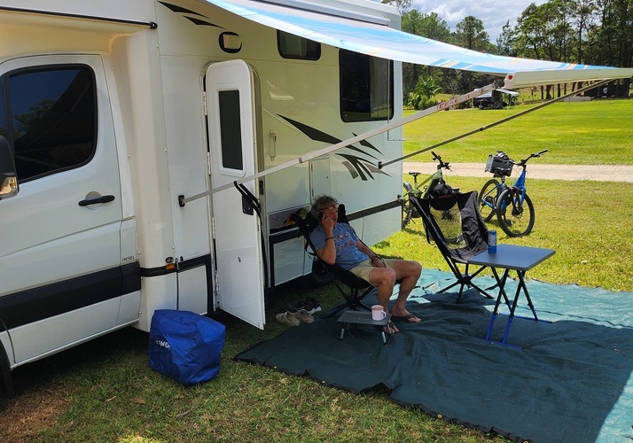 Image of a Motorhome - Image 0