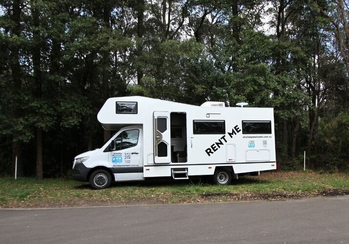 Image of a Motorhome - Image 0