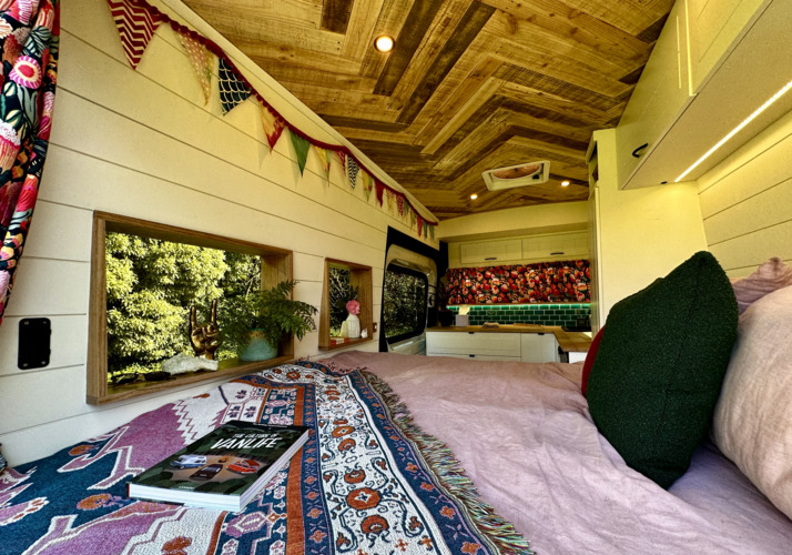 Image of a Campervan - Image 0