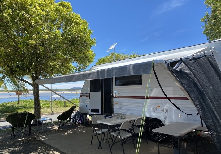 Image of a Caravan - Image 0